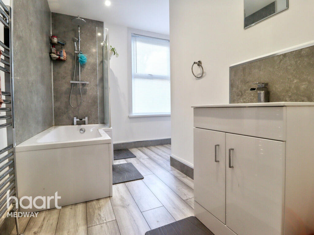 1 bed House Share for rent in Rochester. From haart - Strood