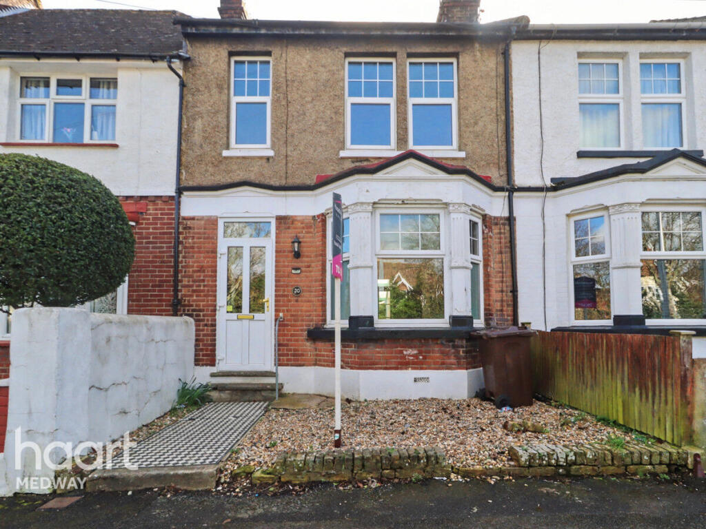 3 bed Mid Terraced House for rent in Gillingham. From haart - Strood