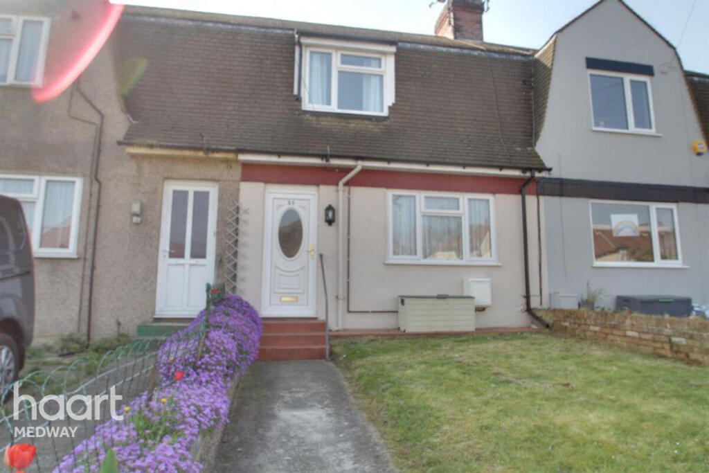 2 bed Mid Terraced House for rent in Rochester. From haart - Strood