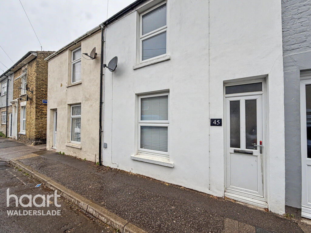 2 bed Mid Terraced House for rent in Sheerness. From haart - Walderslade 2 bed Mid Terraced House for rent in Sheerness. From haart - Walderslade