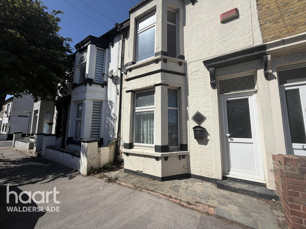 3 bed Mid Terraced House for rent in Sheerness. From haart - Walderslade