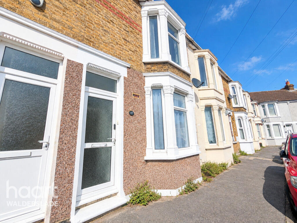 3 bed Mid Terraced House for rent in Sheerness. From haart - Walderslade