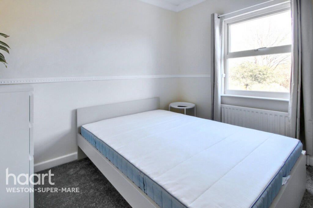 1 bed Mid Terraced House for rent in Bridgwater. From haart - Weston-Super-Mare