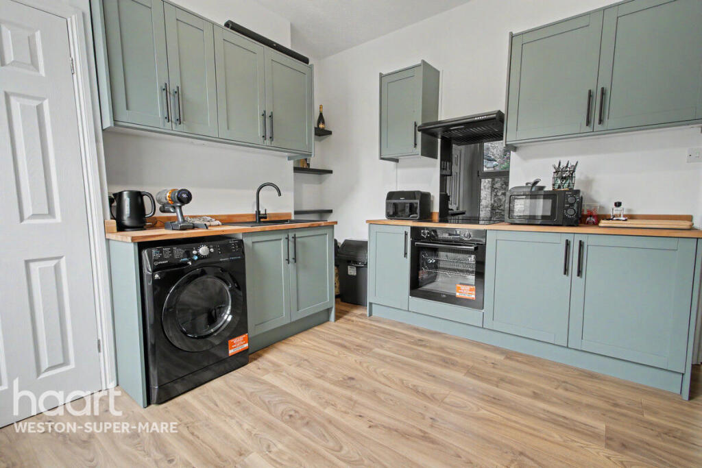 2 bed Mid Terraced House for rent in Weston-Super-Mare. From haart - Weston-Super-Mare