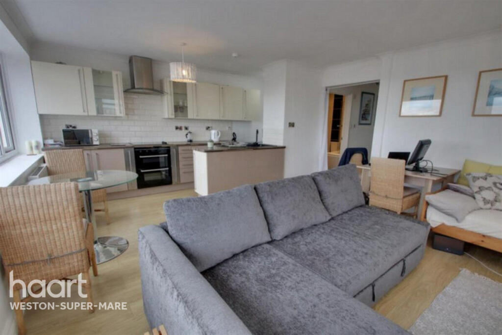 1 bed 1st Floor Flat for rent in Weston-Super-Mare. From haart - Weston-Super-Mare