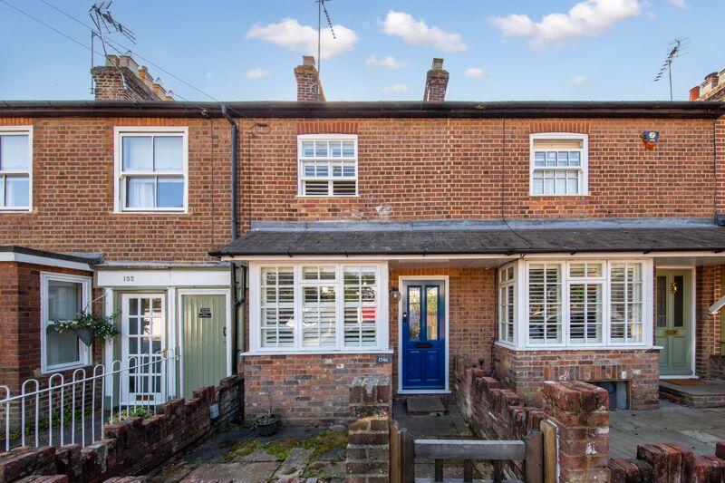2 bed Mid Terraced House for rent in Harpenden. From Herts Homes - St. Albans