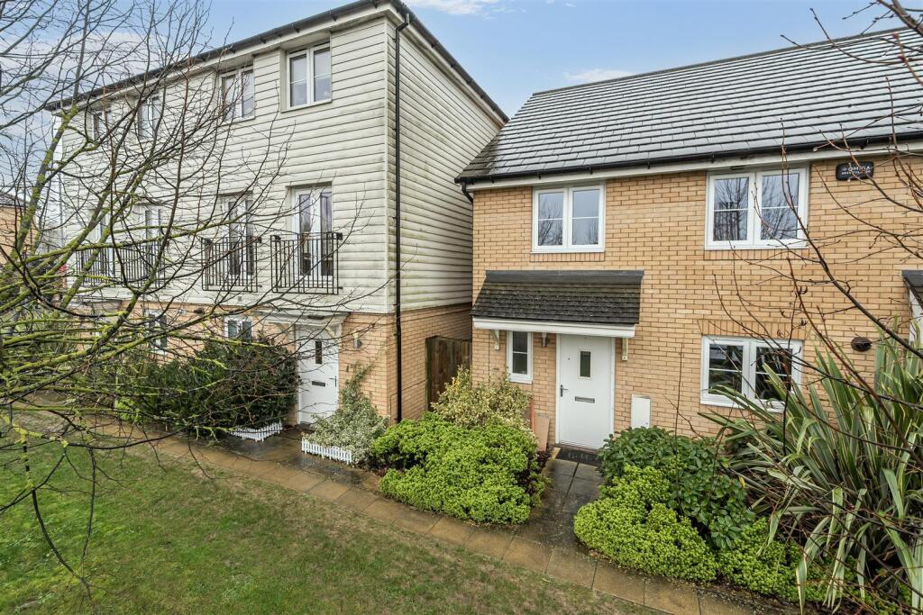 4 bed End of Terrace for rent in Maidstone. From Simon Miller & Company - Malling