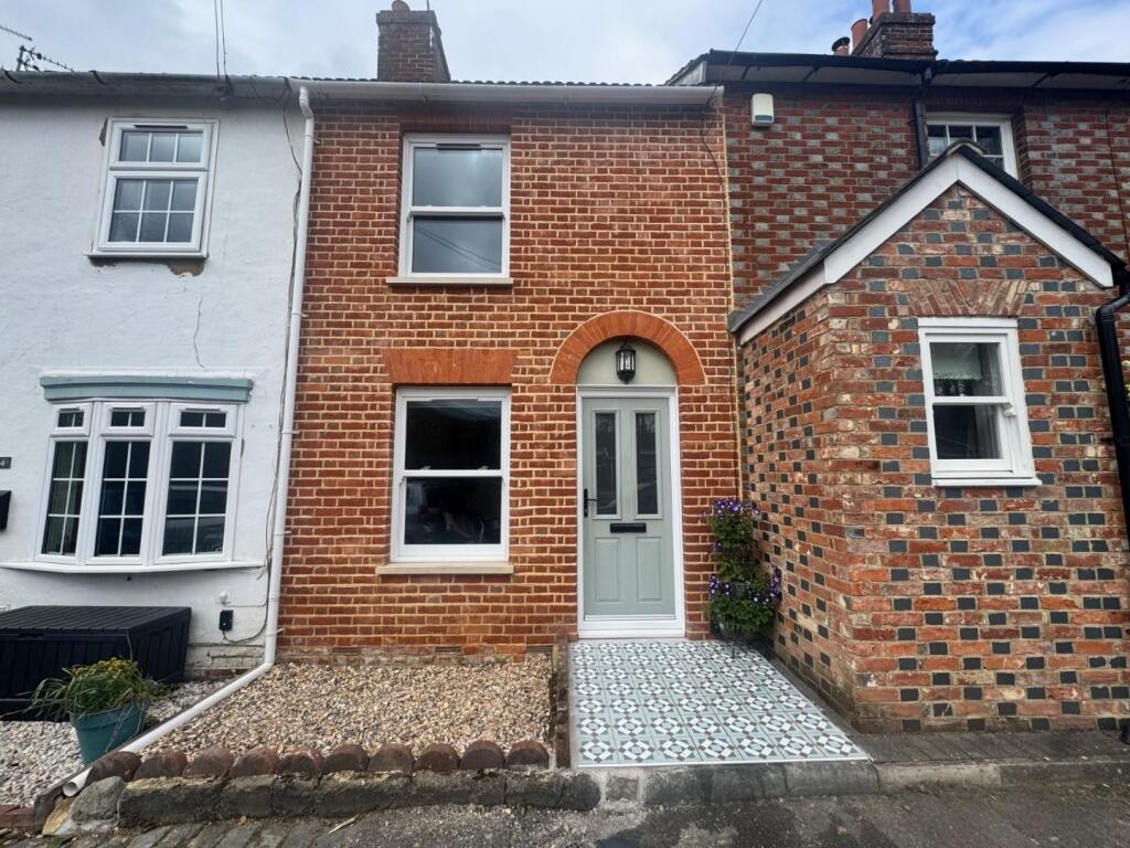 2 bed Mid Terraced House for rent in West Malling. From Simon Miller & Company - Malling 2 bed Mid Terraced House for rent in West Malling. From Simon Miller & Company - Malling