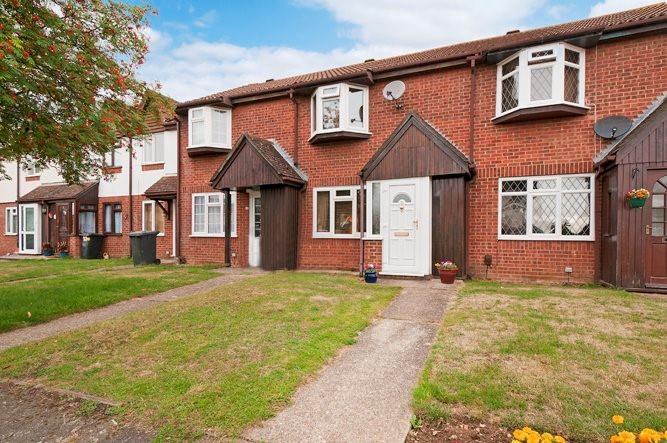 2 bed Mid Terraced House for rent in Lunsford. From Simon Miller & Company - Malling
