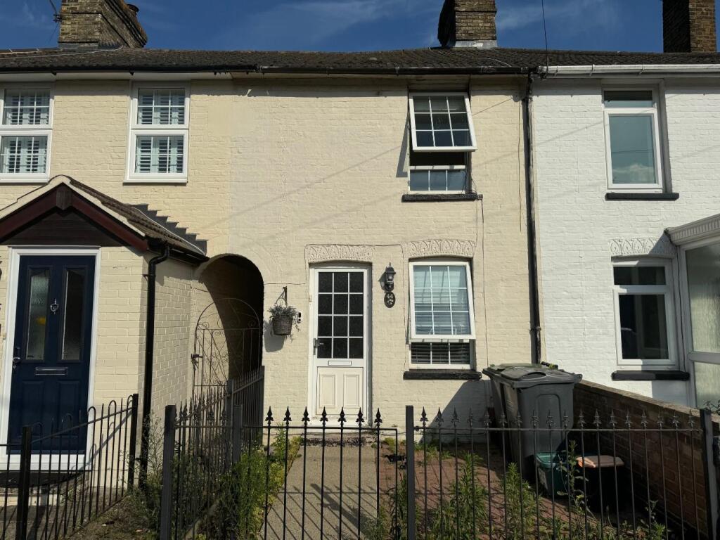2 bed Mid Terraced House for rent in Ditton. From Simon Miller & Company - Malling