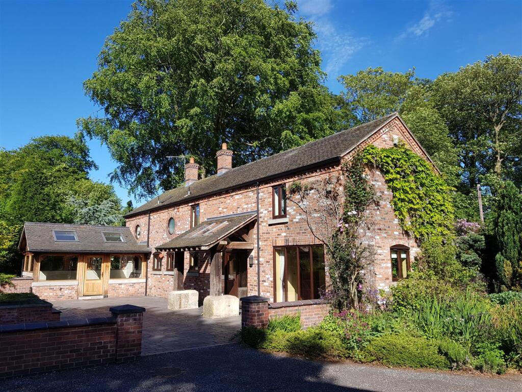 4 bed Detached for rent in Rode Heath. From Stephenson Browne Ltd - Alsager