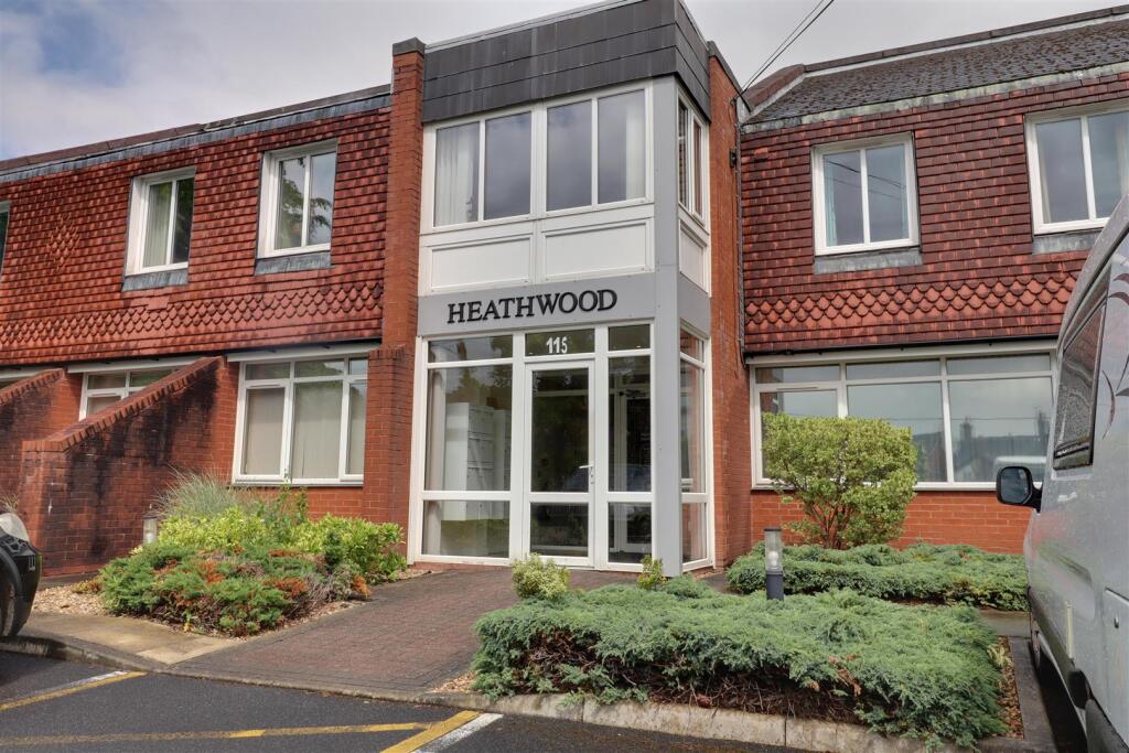 1 bed Apartment for rent in Rode Heath. From Stephenson Browne Ltd - Alsager