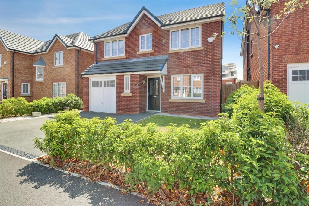 4 bed Detached for rent in Alsager. From Stephenson Browne Ltd - Alsager 4 bed Detached for rent in Alsager. From Stephenson Browne Ltd - Alsager