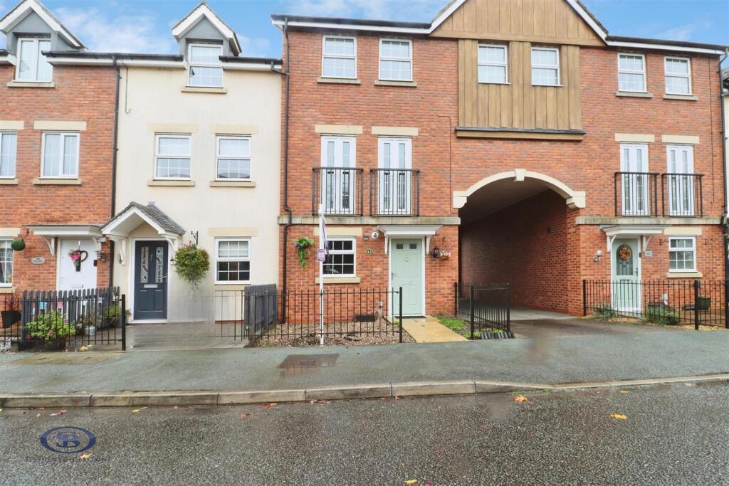 4 bed Mid Terraced House for rent in Balterley Heath. From Stephenson Browne Ltd - Alsager 4 bed Mid Terraced House for rent in Balterley Heath. From Stephenson Browne Ltd - Alsager