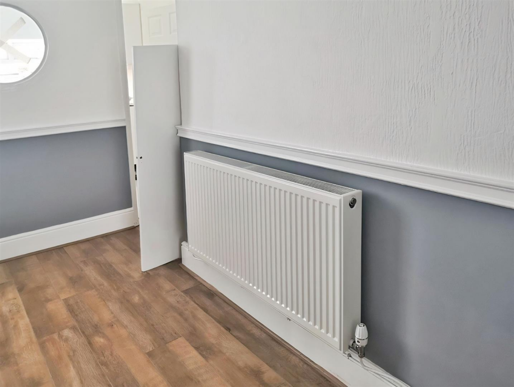 2 bed Mid Terraced House for rent in Crewe. From Stephenson Browne Ltd - Crewe 2 bed Mid Terraced House for rent in Crewe. From Stephenson Browne Ltd - Crewe