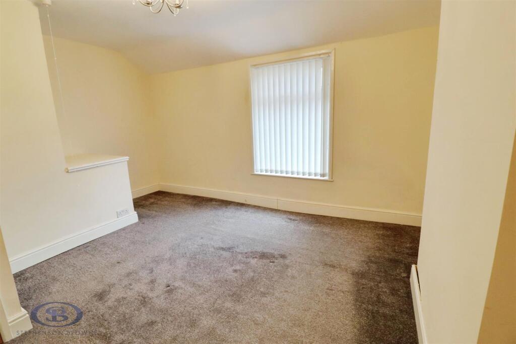 2 bed Mid Terraced House for rent in Coppenhall Moss. From Stephenson Browne Ltd - Crewe 2 bed Mid Terraced House for rent in Coppenhall Moss. From Stephenson Browne Ltd - Crewe