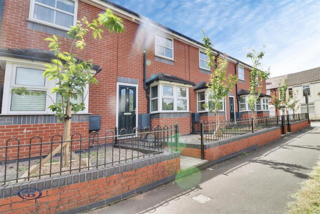 3 bed Mews for rent in Coppenhall Moss. From Stephenson Browne Ltd - Crewe 3 bed Mews for rent in Coppenhall Moss. From Stephenson Browne Ltd - Crewe