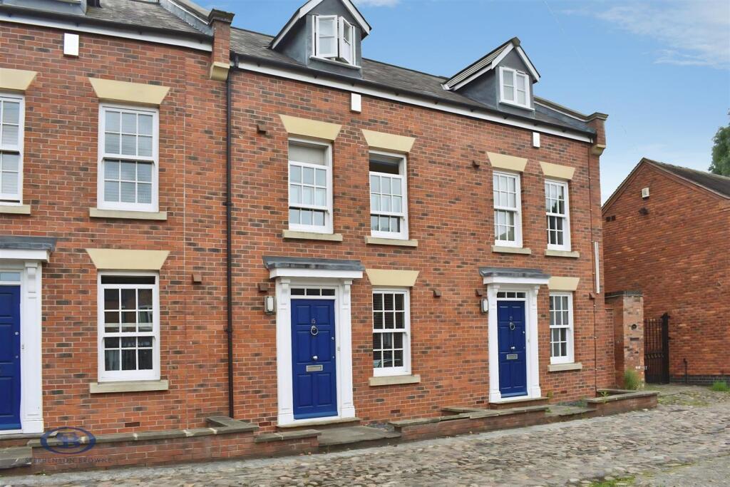 3 bed Town House for rent in Nantwich. From Stephenson Browne Ltd - Crewe 3 bed Town House for rent in Nantwich. From Stephenson Browne Ltd - Crewe