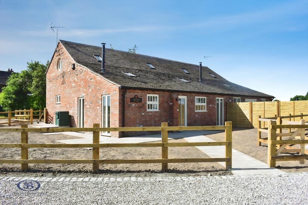 4 bed Barn Conversion for rent in Crewe. From Stephenson Browne Ltd - Crewe