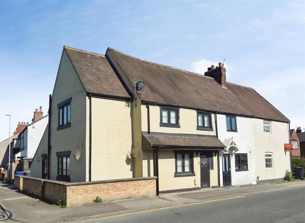 3 bed End of Terrace for rent in Newcastle-under-Lyme. From Stephenson Browne Ltd - Newcastle Under Lyme