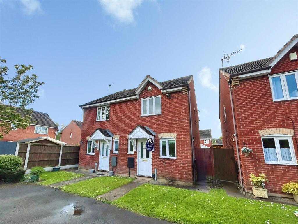 2 bed Semi Detached for rent in Cookshill. From Stephenson Browne Ltd - Newcastle Under Lyme