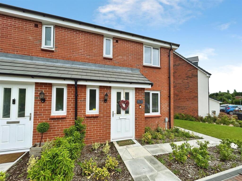 3 bed Semi Detached for rent in Newcastle under Lyme. From Stephenson Browne Ltd - Newcastle Under Lyme 3 bed Semi Detached for rent in Newcastle under Lyme. From Stephenson Browne Ltd - Newcastle Under Lyme