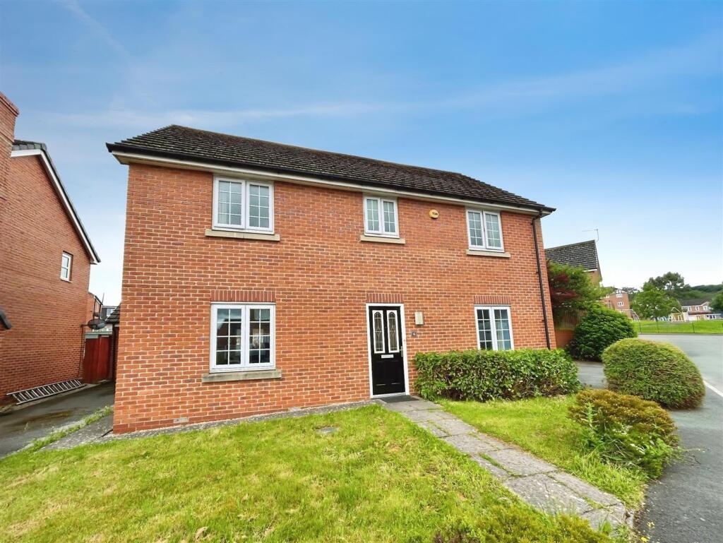 4 bed Detached for rent in Newcastle-under-Lyme. From Stephenson Browne Ltd - Newcastle Under Lyme 4 bed Detached for rent in Newcastle-under-Lyme. From Stephenson Browne Ltd - Newcastle Under Lyme