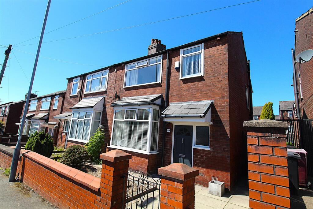 3 bed Semi Detached for rent in Bolton. From Redman Casey - Horwich