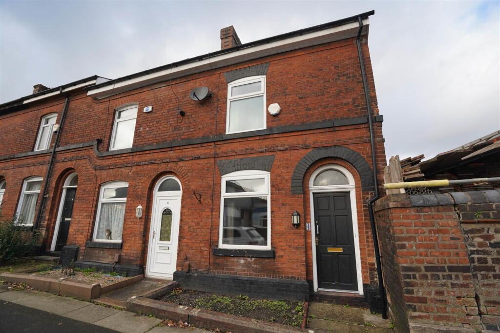 3 bed End of Terrace for rent in Bolton. From Redman Casey - Horwich