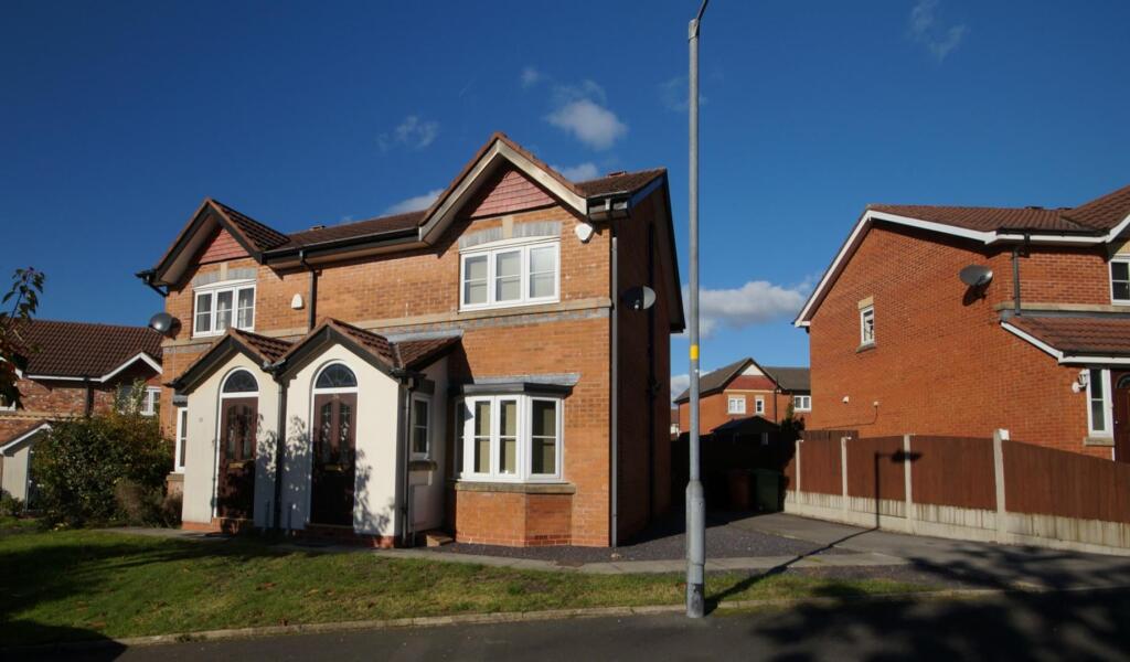 3 bed Semi Detached for rent in Horwich. From Redman Casey - Horwich 3 bed Semi Detached for rent in Horwich. From Redman Casey - Horwich
