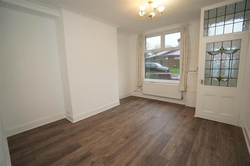 2 bed Mid Terraced House for rent in Bolton. From Redman Casey - Horwich 2 bed Mid Terraced House for rent in Bolton. From Redman Casey - Horwich