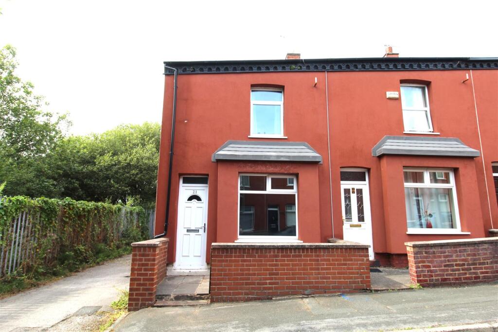 2 bed End of Terrace for rent in Horwich. From Redman Casey - Horwich