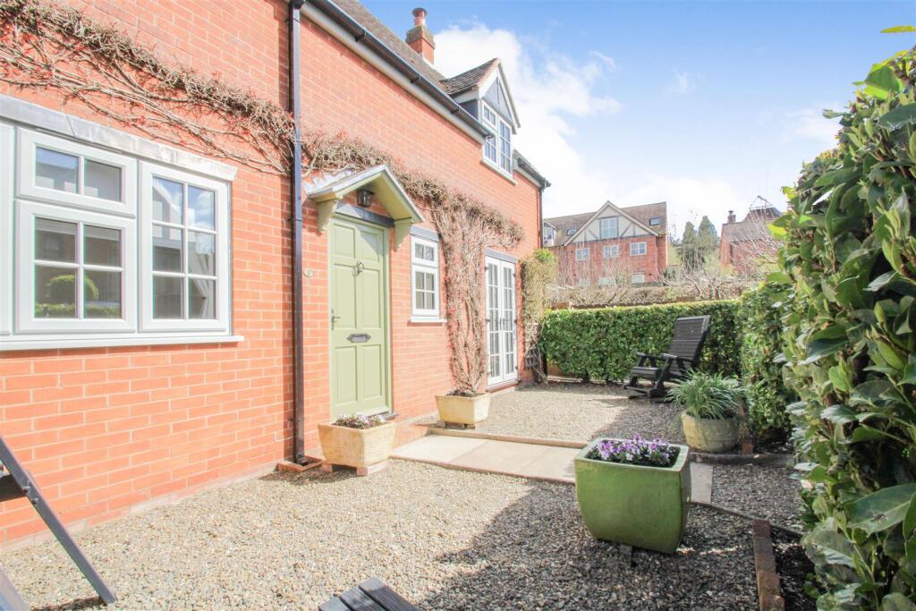 3 bed End of Terrace for rent in Ludlow. From Samuel Wood - Shrewsbury
