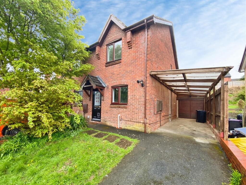 2 bed End of Terrace for rent in Rockgreen. From Samuel Wood - Shrewsbury