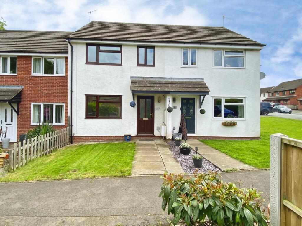 3 bed Mid Terraced House for rent in Rockgreen. From Samuel Wood - Shrewsbury