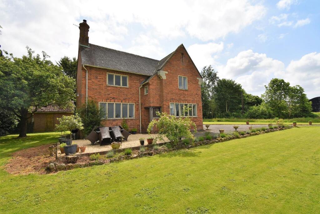 3 bed Detached for rent in Ludlow. From Samuel Wood - Shrewsbury 3 bed Detached for rent in Ludlow. From Samuel Wood - Shrewsbury