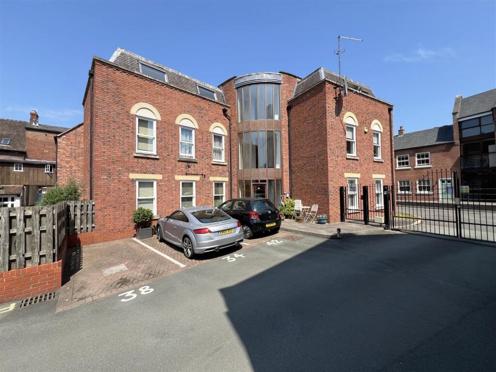 1 bed 1st Floor Flat for rent in Shrewsbury. From Samuel Wood - Shrewsbury
