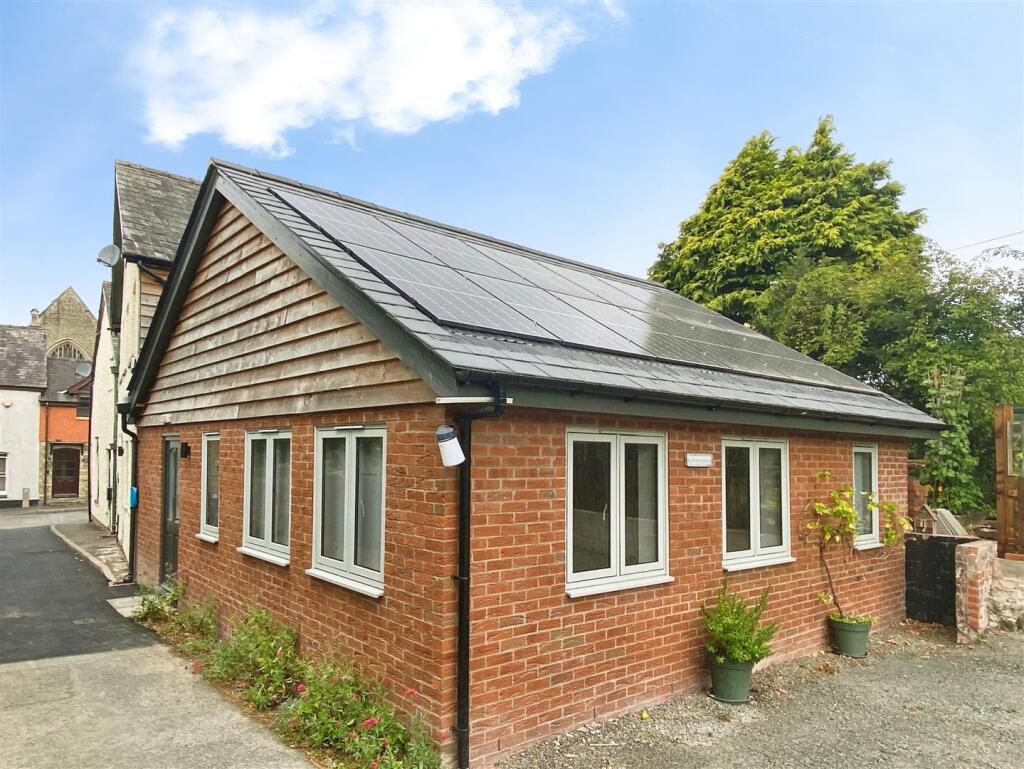 2 bed Terraced bungalow for rent in Craven Arms. From Samuel Wood - Shrewsbury