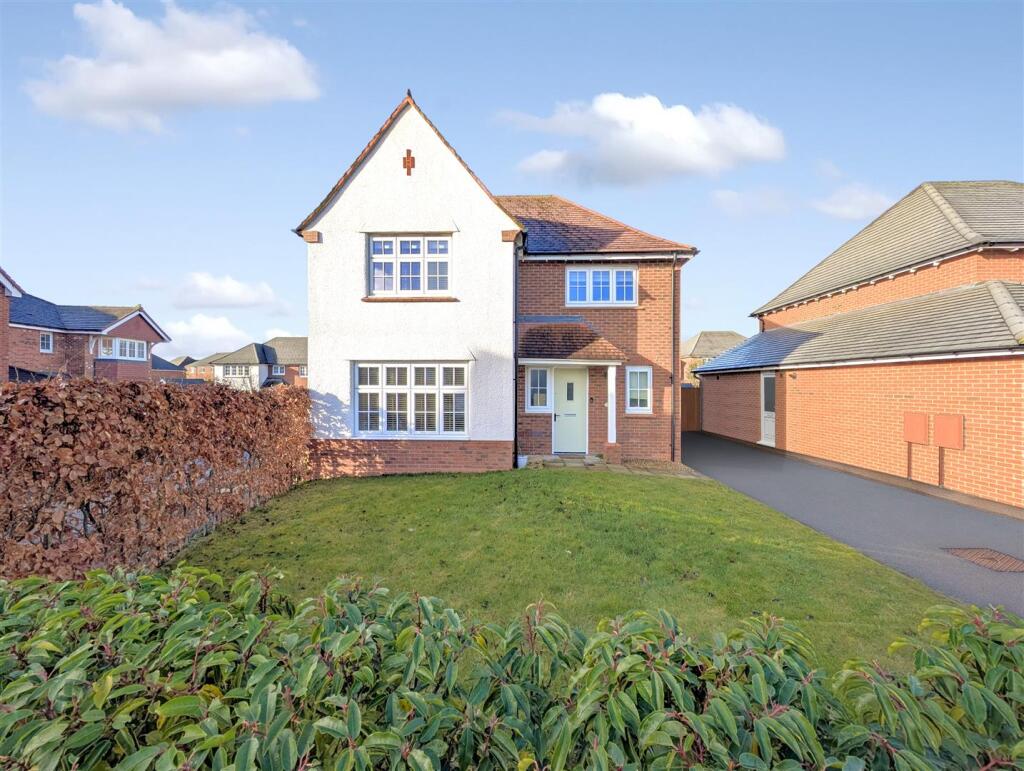 4 bed Detached for rent in Sandbach. From Stephenson Browne Ltd - Sandbach 4 bed Detached for rent in Sandbach. From Stephenson Browne Ltd - Sandbach