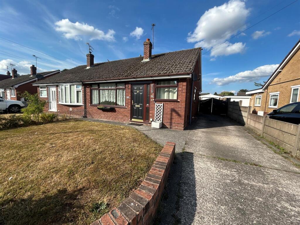 2 bed Semi-detached bungalow for rent in Sandbach. From Stephenson Browne Ltd - Sandbach 2 bed Semi-detached bungalow for rent in Sandbach. From Stephenson Browne Ltd - Sandbach