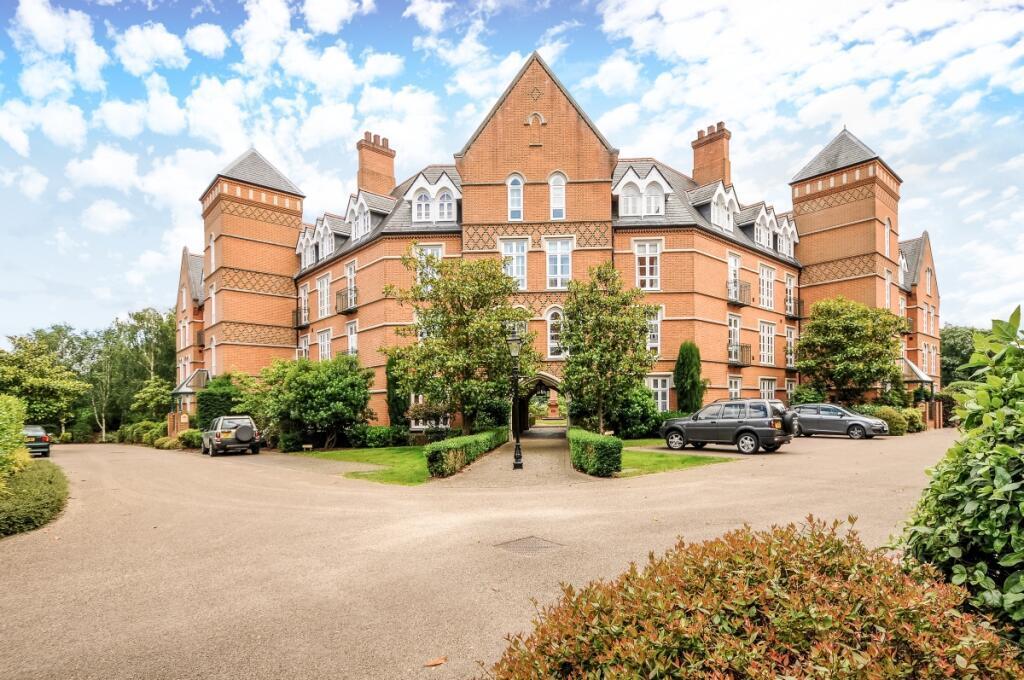 2 bed Apartment for rent in Virginia Water. From Waterfords - Yateley