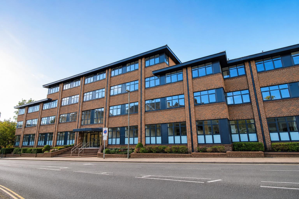 1 bed Apartment for rent in Camberley. From Waterfords - Yateley 1 bed Apartment for rent in Camberley. From Waterfords - Yateley