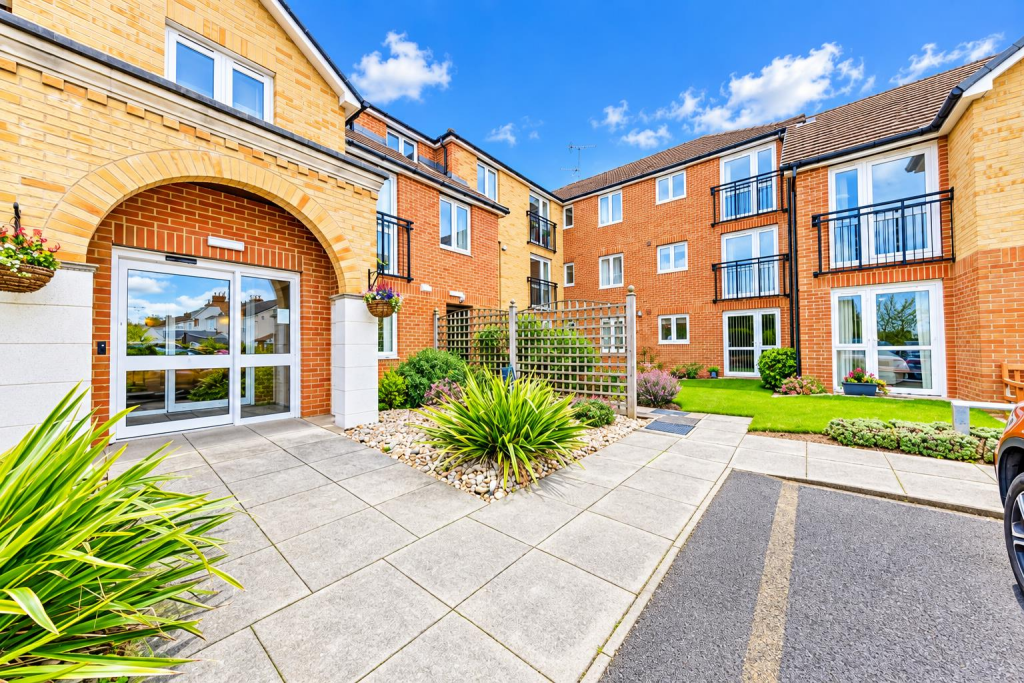 1 bed Apartment for rent in Sandhurst. From Waterfords - Yateley 1 bed Apartment for rent in Sandhurst. From Waterfords - Yateley