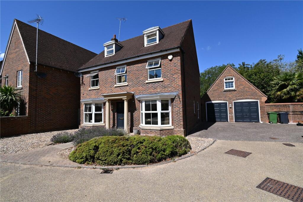 5 bed Detached for rent in Church End. From Winkworth - Basingstoke 5 bed Detached for rent in Church End. From Winkworth - Basingstoke