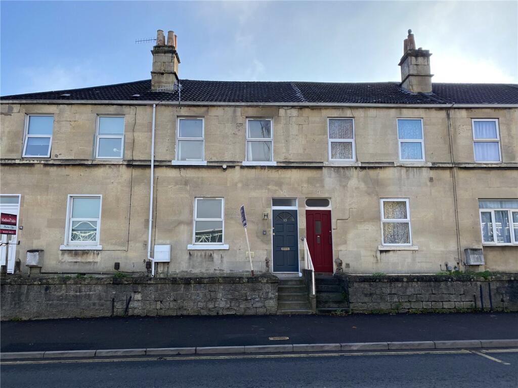 5 bed Mid Terraced House for rent in Bath. From Winkworth - Bath