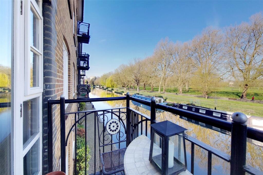 2 bed Apartment for rent in London. From Winkworth - Bow