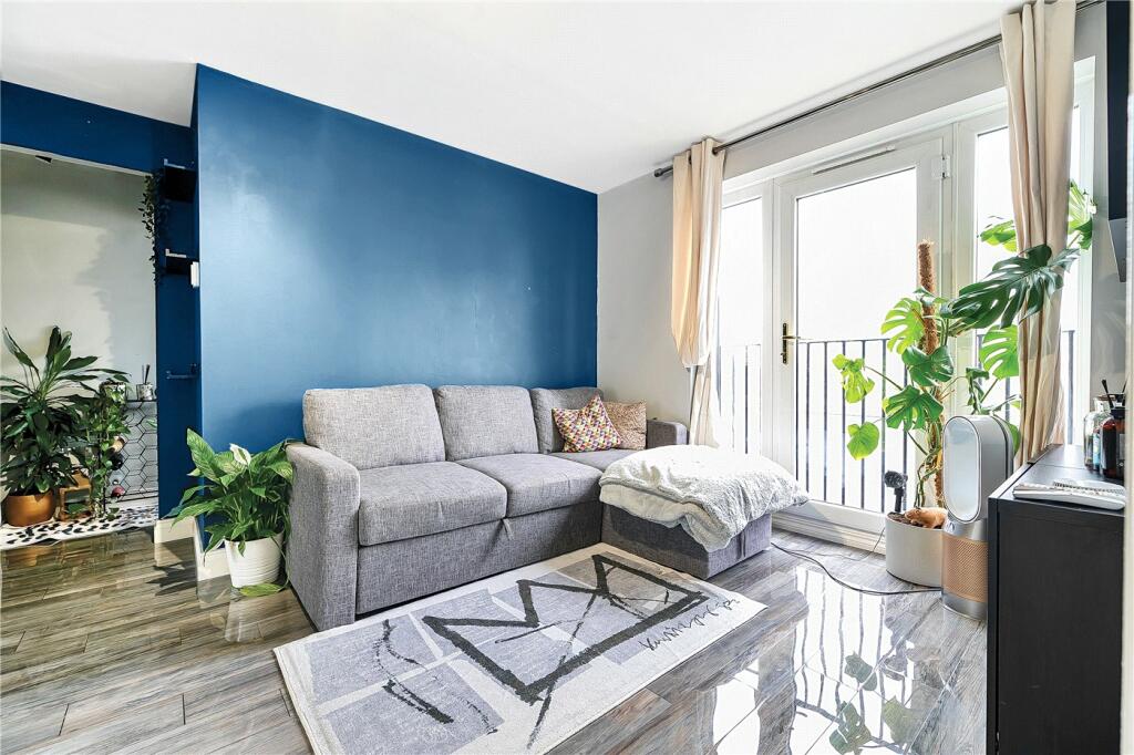 0 bed Studio for rent in Poplar. From Winkworth - Bow