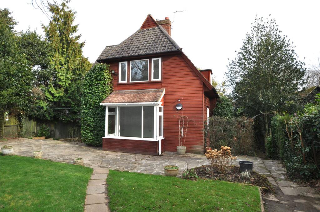 3 bed Detached for rent in Tyler Hill. From Winkworth - Canterbury
