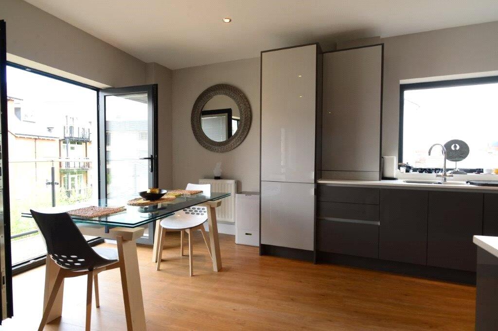 2 bed Apartment for rent in Canterbury. From Winkworth - Canterbury