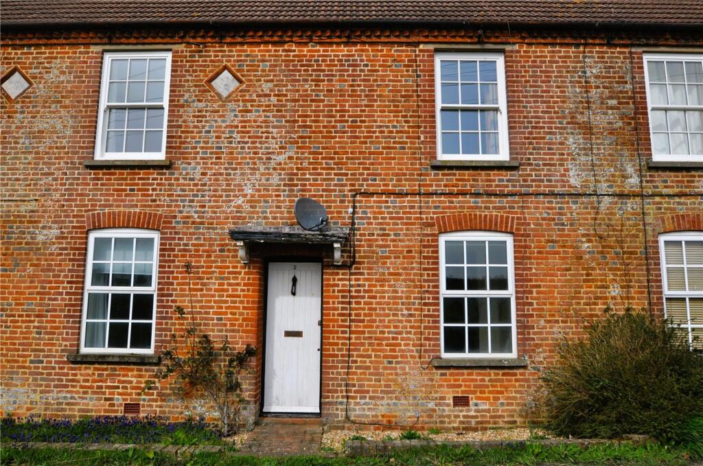 2 bed Mid Terraced House for rent in Street End. From Winkworth - Canterbury